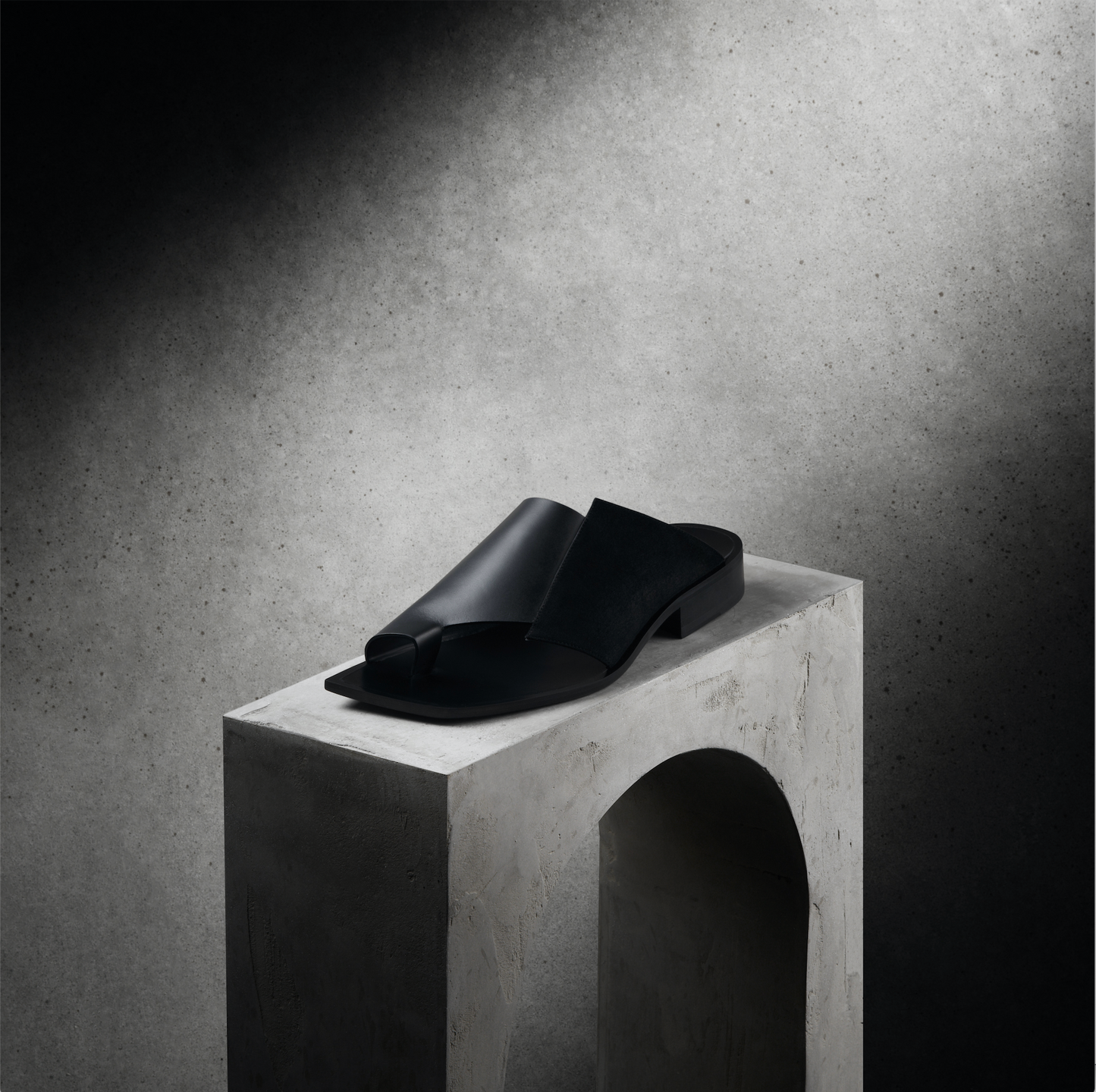 APU - Men's Sandal (Black)