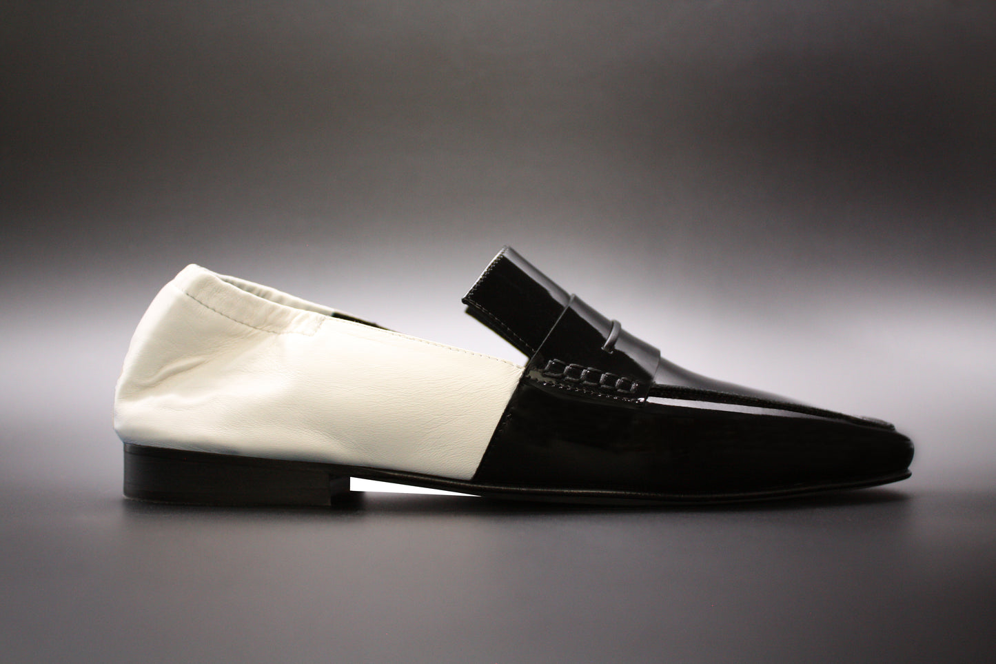 Ica Loafer (Black & White)