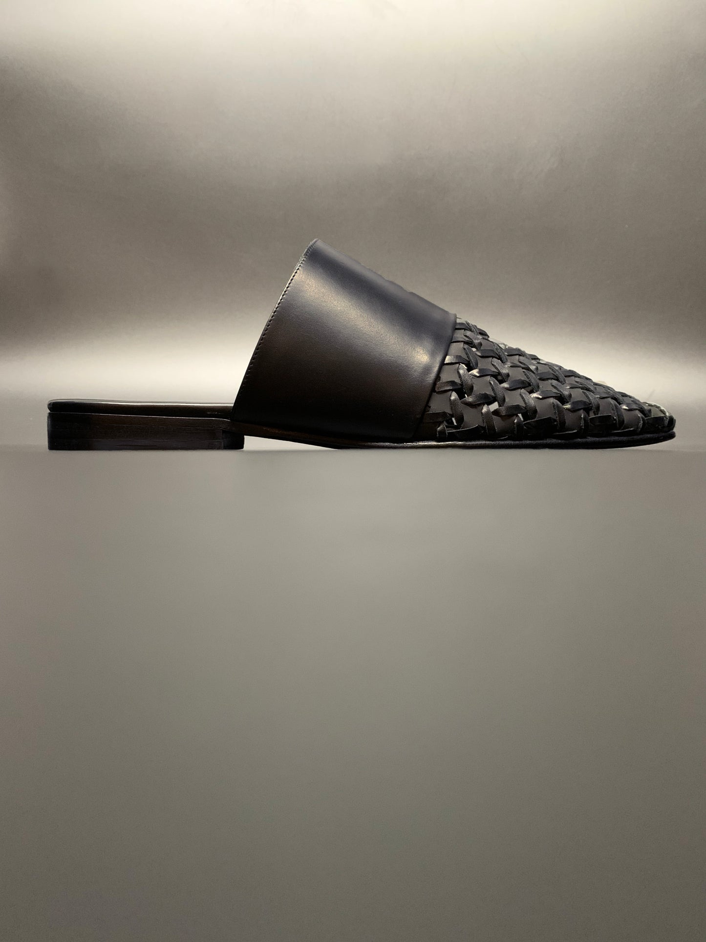 MANCO - Men's Woven Slide (Black)
